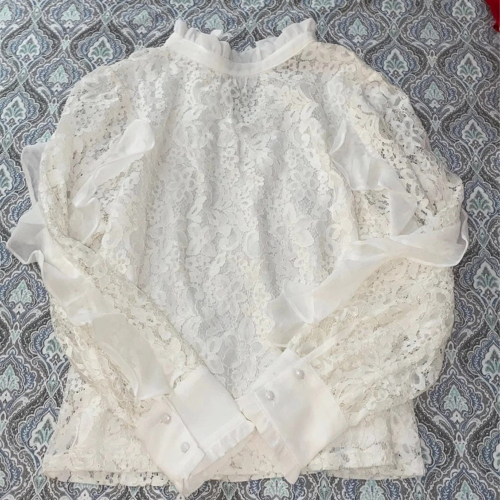 Alice Blue lace long sleeve blouse